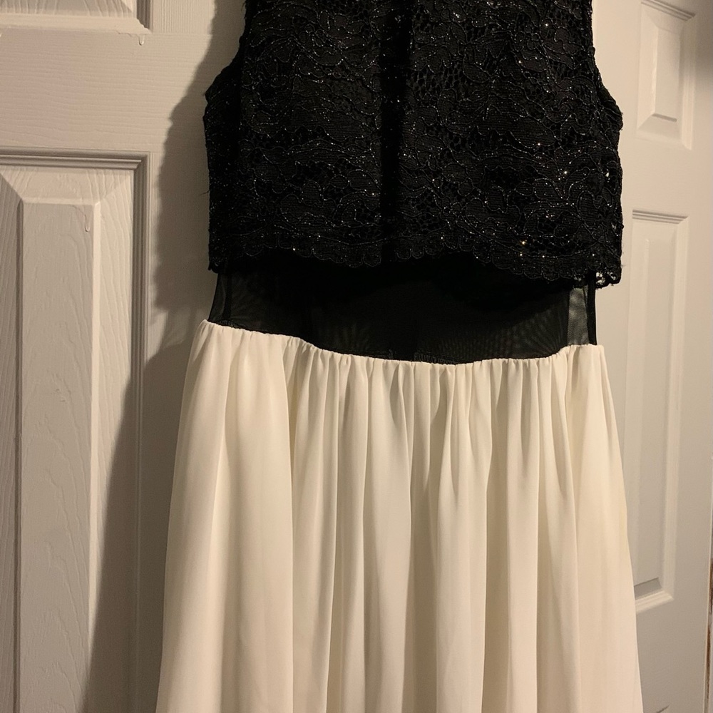 Cutest black and white dress ever!
